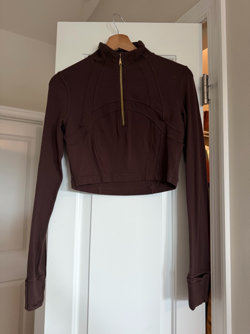lululemon athletica Cropped Half-Zip Top in Deep Brown